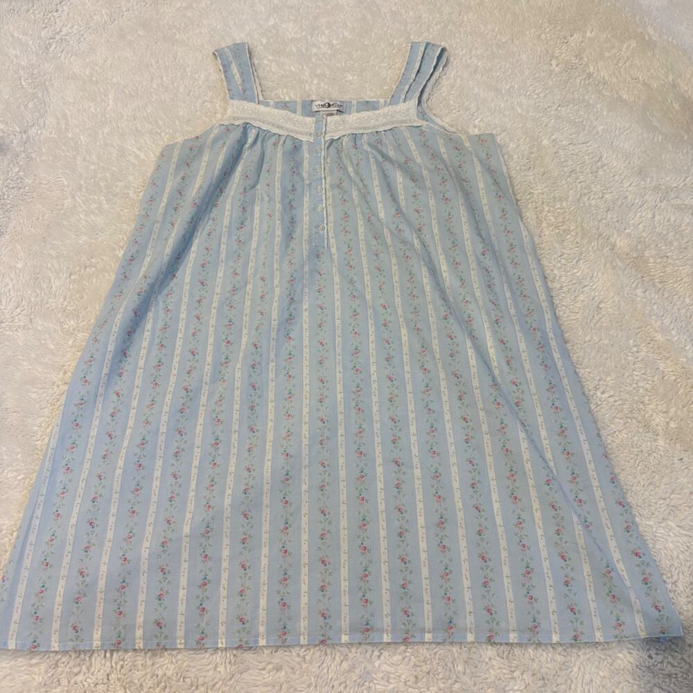Villager By Liz Claiborne Womens M Nightgown Blue Feminine Flowers Cottage Core